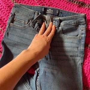 Hollister mid-rise super skinny soft stretch- size 0-24